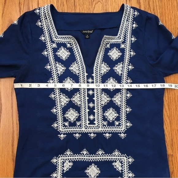 Lucky Brand Boho Embroidered Navy Blue 3/4 Long Sleeve Blouse Tunic - Picture 9 of 16